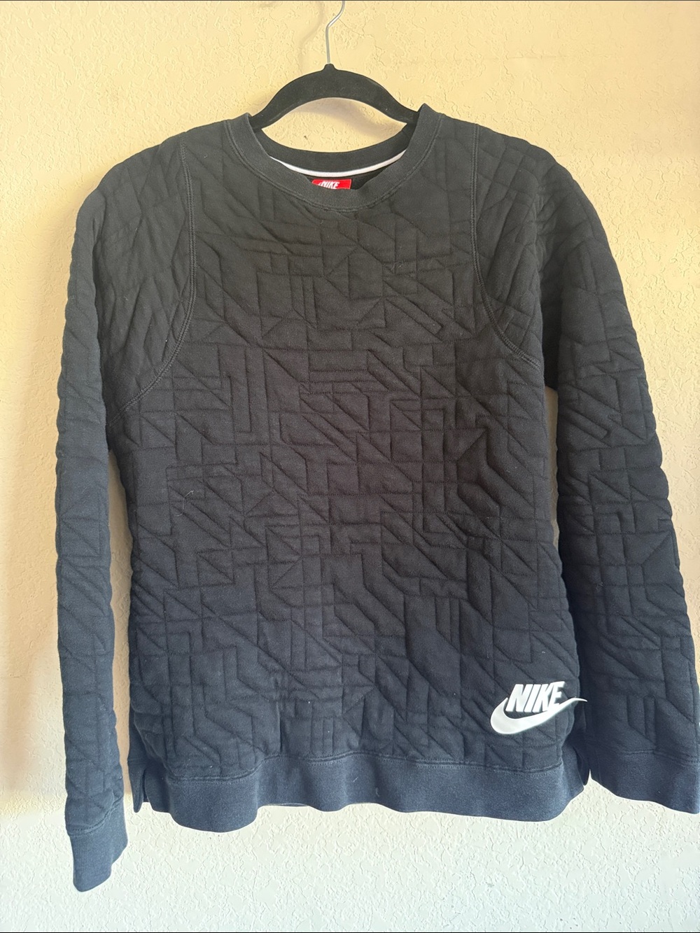 Nike Black Quilted-Texture Crewneck Sweatshirt